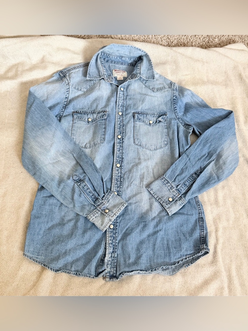Mossimo Supply Co Shirt Men’s S Blue Denim Pearl Snap Western Cowboy Rodeo Work